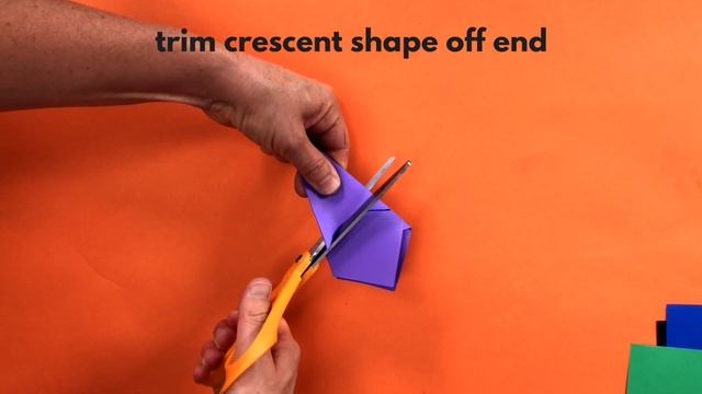 Halloween Craft: Kirigami Spider Webs смотреть онлайн