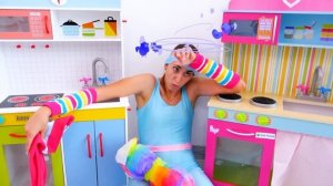 Никита копирует маму