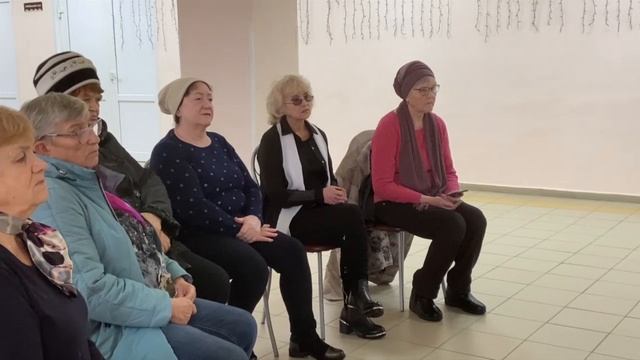 В Тюменской области в рамках акции "Стоп, мошенник!" следователь провел обучающее занятие