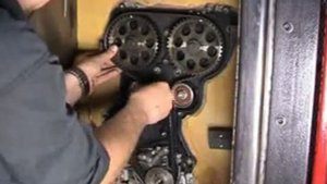 Установка ремня ГРМ Приора.mpg