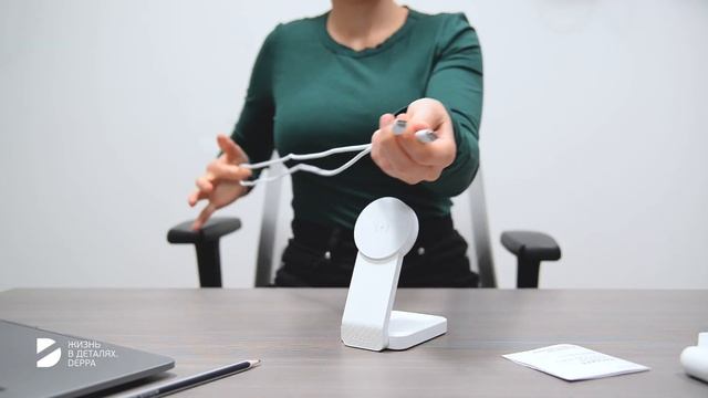 Распаковка: Беспроводная зарядная станция 3 в 1 MagSafe Carbon Stand QI складная от Deppa, 23157