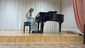 М.П.Мусоргский - "Слеза" (исп. Талер Софья 7 класс ПП Скрипка)