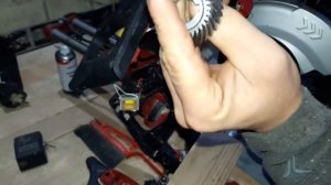 Пила Einhell TH-SM 2 131 Dual срезает  шестерню редуктора