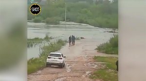 Затопившая поселок Киалим в Челябинской области река вернулась в русло