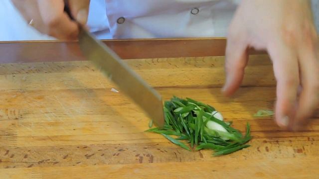 КЕСАДИЛЬЯ С КУРИЦЕЙ | МЕКСИКАНСКАЯ КУХНЯ | BAZILIK смотреть онлайн