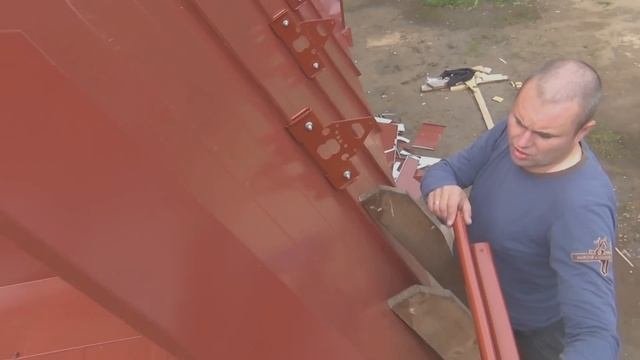 Монтаж снегозадержателей от Кровмонтаж.