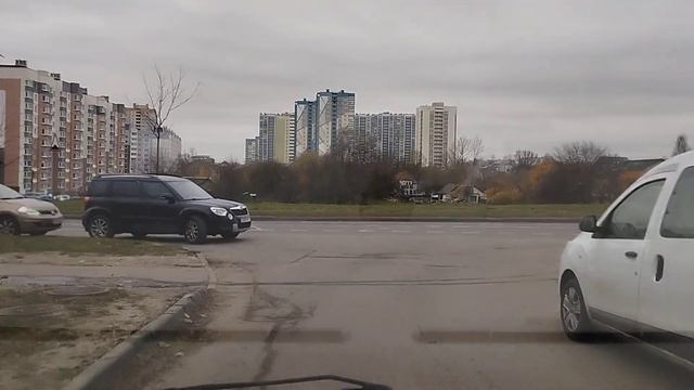 Минск в субботу.Дворы и дороги.Сухарево.18.11.23 г. смотреть онлайн