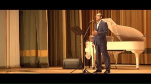 "Тебя любить, обнять и плакать над тобой". Поет Валерий Кучеренко