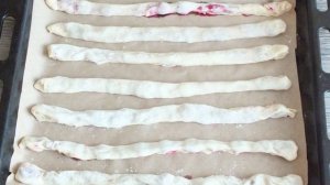 Монастырская изба из слоёного теста