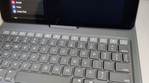 iPad Keyboard and Case Cover ZAGG Messenger Folio 2