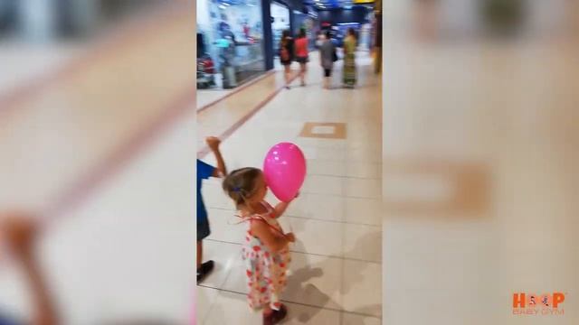 Как не потерять ребенка в толпе смотреть онлайн