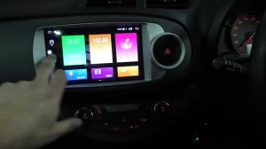 Штатная магнитола Toyota Vitz 2013 года