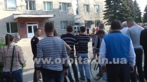 11 05 2014 г  Стрельба в Красноармейске 1