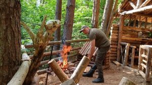 Секреты жизни в лесу | Построил двухэтажную баню с диким кабаном.