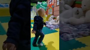 семейный клип под песню Инны Вальтер)))