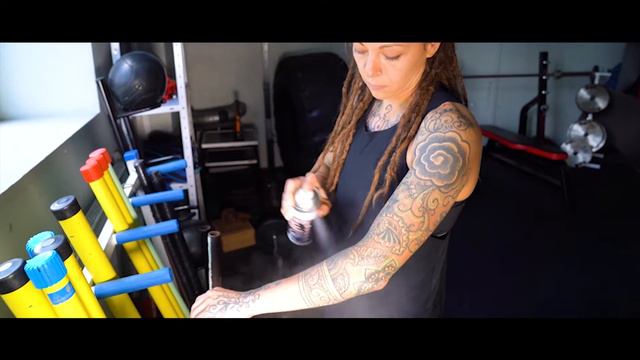 Спортивна заморозка та Спортивний розігріваючий спреї від компанії High Tech Aerosol смотреть онлайн