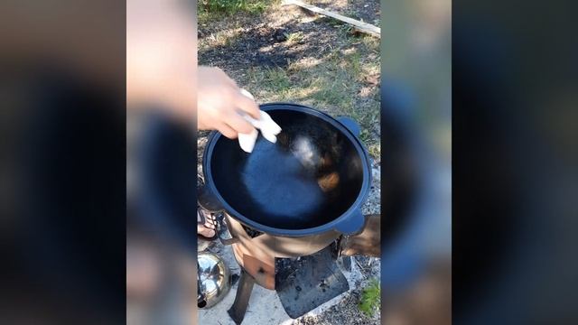 Как и чем помыть(обработать) казан после приготовления пищи. смотреть онлайн