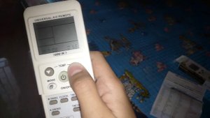 Universal ac remote demonstrating (Chunghop K-1038E)
