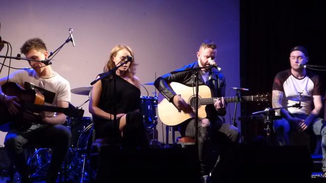 The City And Us - Dancing on My Own (Robyn, Patrik Berger) Sugar Club May 2017 смотреть онлайн