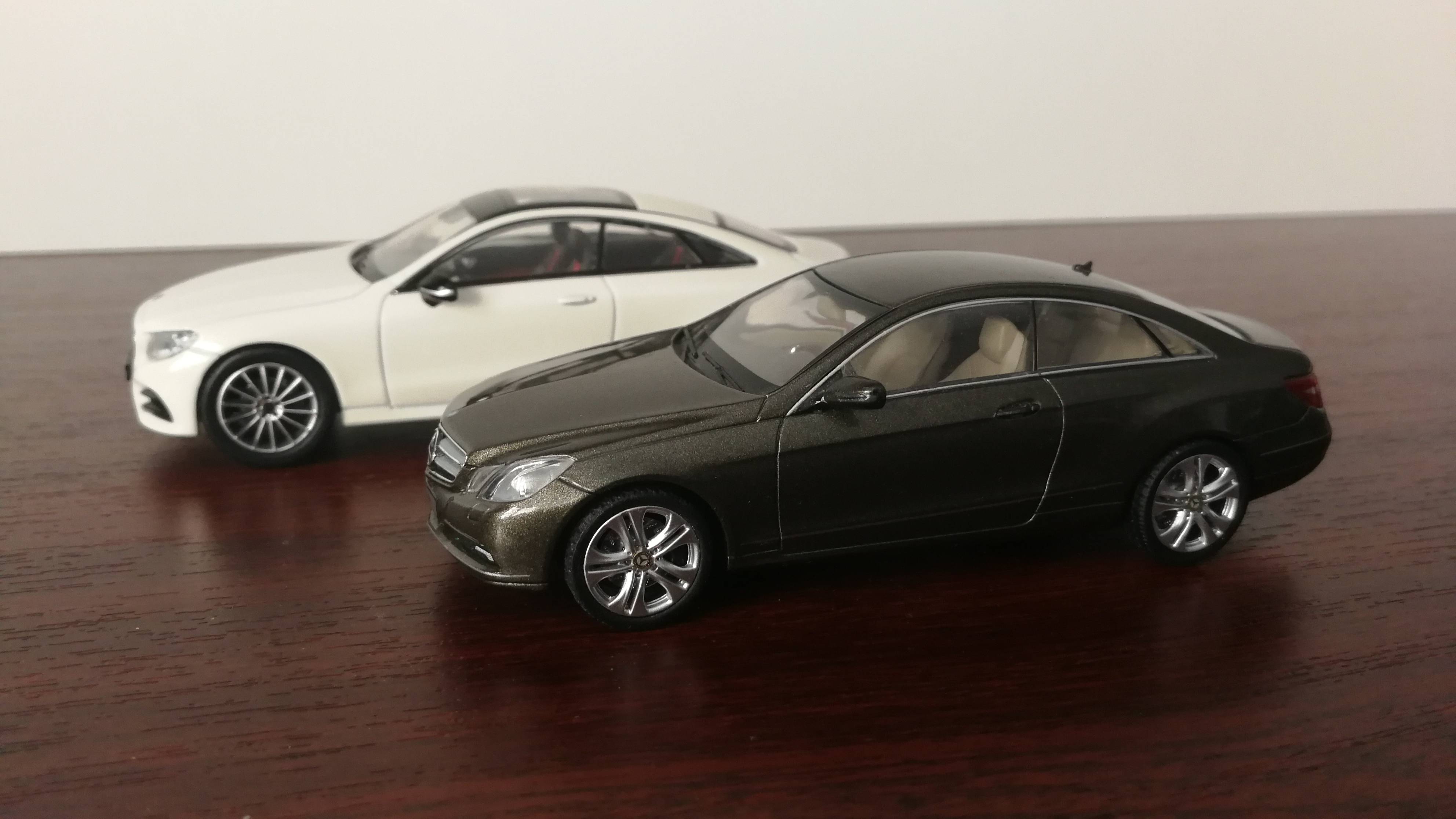143 Mercedes Benz. E-klasse Coupe  C238C207.