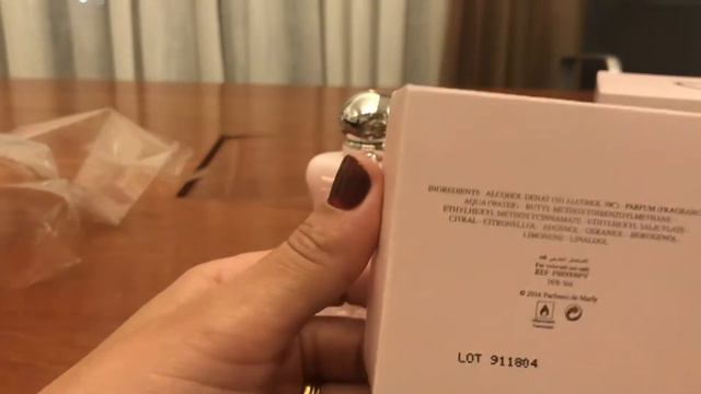 Unboxing Perfume feminino PARFUMS DE MARLY DELINA #luxo #comprasdeluxo #cheiroderica Dani Carvalho смотреть онлайн