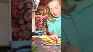 Шедевр из старого батона. Гренки с начинкой. Готовим из того, что завалялось в холодильнике.