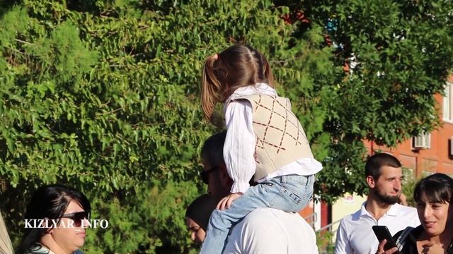 День единства народов Дагестана отметили в Кизляре смотреть онлайн