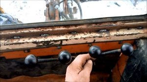 ЮМЗ  Работы по кабине