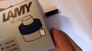 Обзор перьевой ручки LAMY Persona Model 23, проба чернил LAMY blue-black