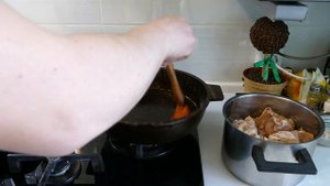 Куриный шашлык на сковороде