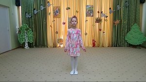 Песня-Осень дирижёр. исполняет Меркурьева Таня.mp4