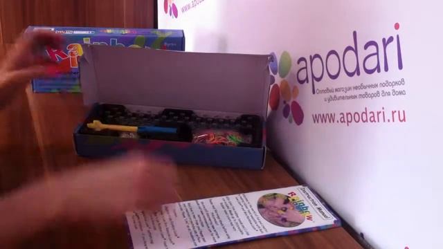 Набор для творчества Rainbow Loom.