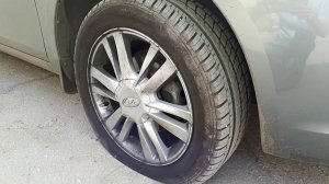 Lada Vesta замена штатного домкрата на домкрат Сервис Ключ