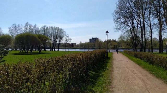 Колпино - самое дешевое жилье с пропиской СПб. Красиво, чисто, бюджетно. Много молодежи | май 2022 смотреть онлайн