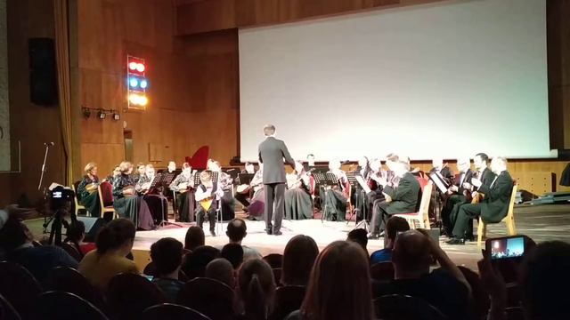 Артем и оркестр В.В. Андреева смотреть онлайн