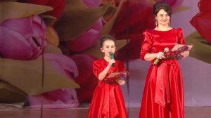 8 марта 2022  Олеся и Александра Иконниковы