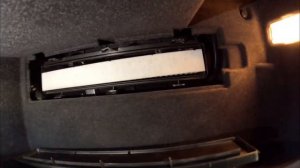 Замена фильтра салона Audi A3 2014 года
