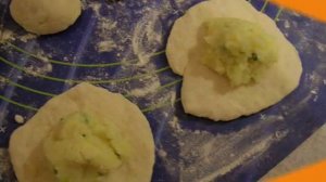 "Воронежские лапти".Жареные пирожки с картошкой