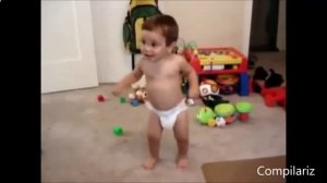 ПРИКОЛЫ С ДЕТЬМИ  дети смешно танцуют!