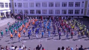 Выпускной флешмоб четвероклассников