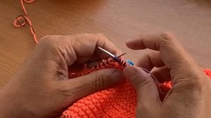 Мастер Класс для новичков/СЕГОДНЯ ВЯЖЕМ НЕЧАЙКУ, НЕ СОВСЕМ СМЕЩЕННЫЙ РЕГЛАН, И НЕ СОВСЕМ ХЕЙВОРД