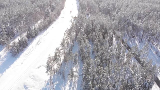 Поезд в зимнем лесу. Литва смотреть онлайн