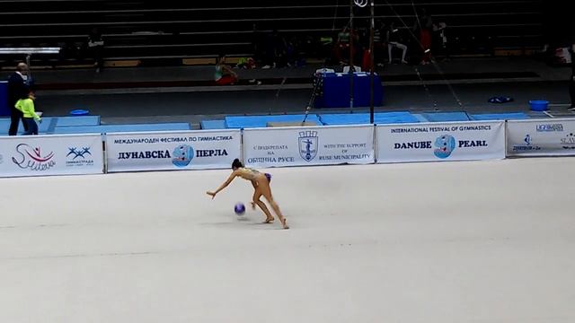 Kamelia Oslieva Ball Danube pearl 2019 смотреть онлайн