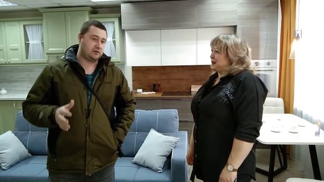 КАКУЮ МЕБЕЛЬНУЮ ФУРНИТУРУ ЛУЧШЕ ИСПОЛЬЗОВАТЬ??????ОТКРЫТИЕ ОФИСА.....