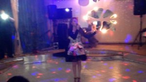 Трогательная песня живьем в подарок любимой мамочке от дочери на юбилей!