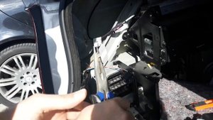 Ремонт заднего фонаря BMW 318i E46