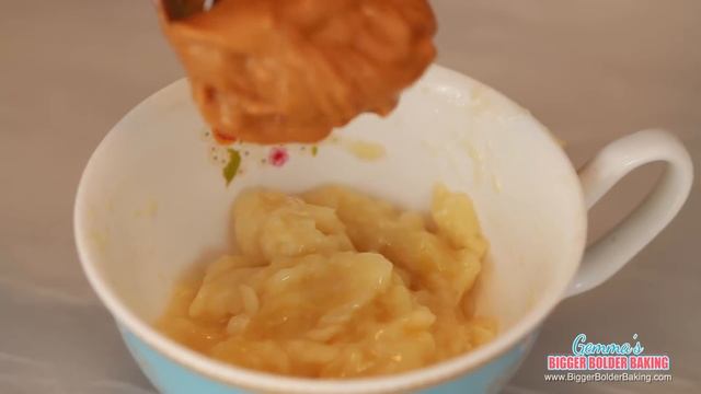 5 Microwave Mug Meals (Mug Pizza, Brownie in a Mug & More!) | Gemma's Bigger Bolder Baking смотреть онлайн