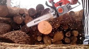 Видео как быстро пилит бензопила Stihl MS 291