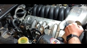 how to replace the spark plugs on a Porsche cayenne turbo