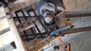Лестница из уголка и швеллера